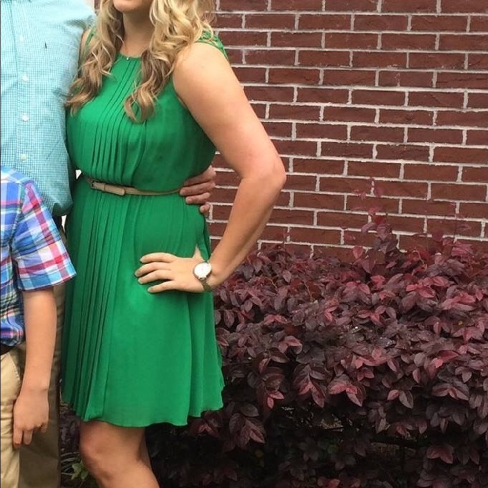 Beautiful Green Jessica Simpson dress