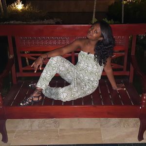 Meet your Posher, Faith