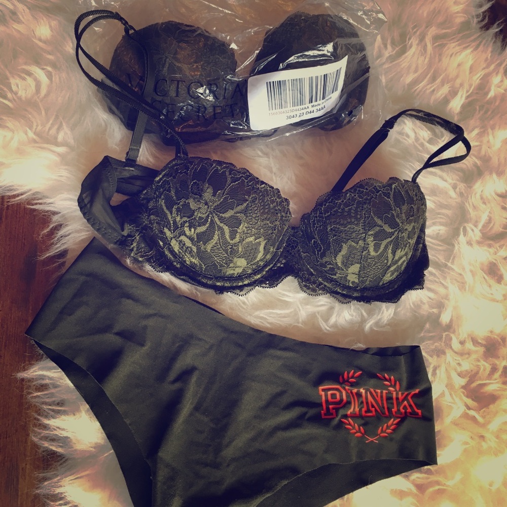 PINK Victoria's Secret push-up date bra 34AA