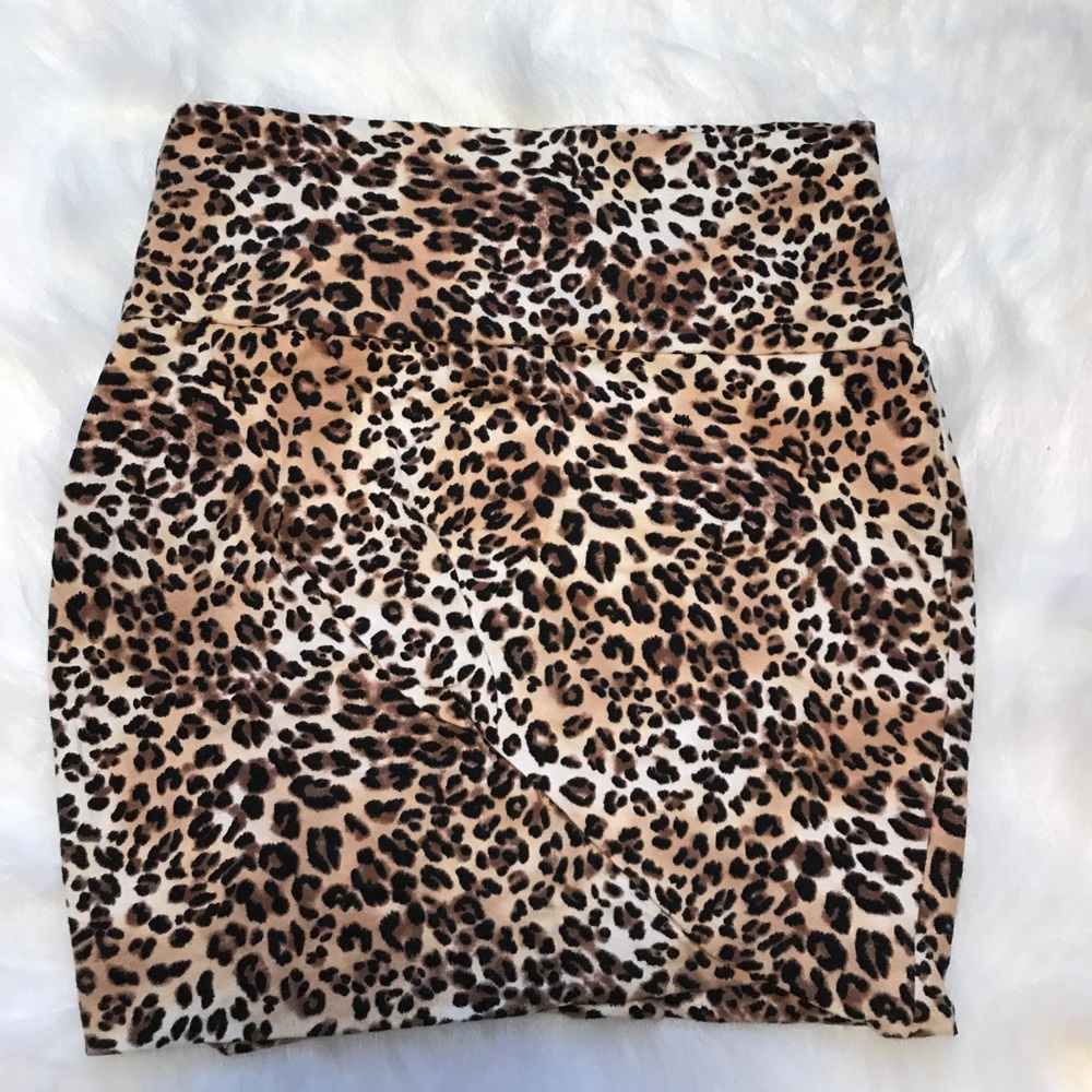 cheetah print mini skirt