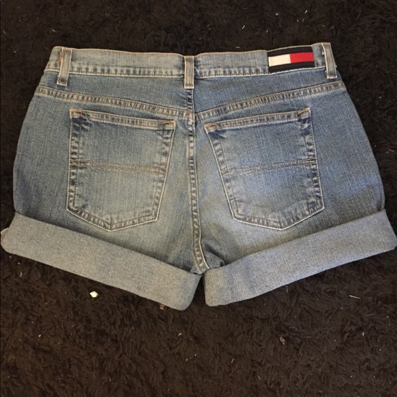 Tommy Hilfiger jean shorts size 11 - Picture 3 of 3