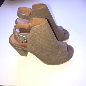 Gentle souls brown peep toe bootie
