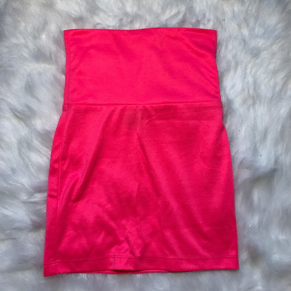 Nollie hot pink mini skirt