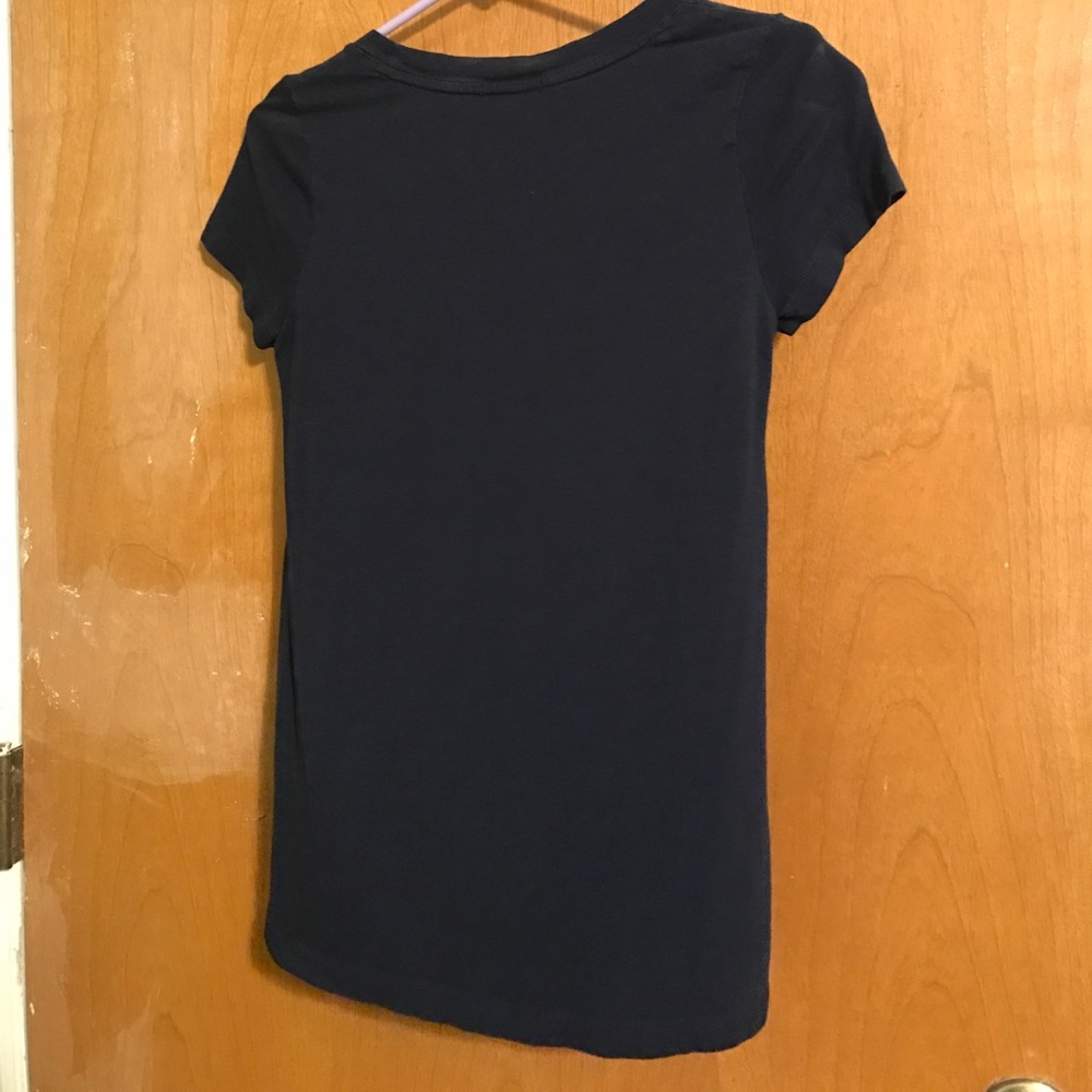 Gap tshirt - Picture 2 of 4