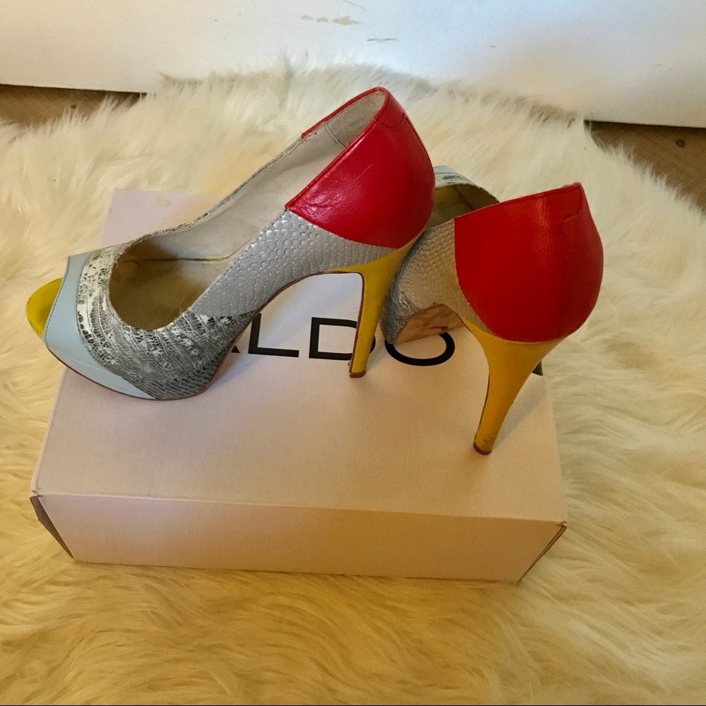 Peep Toe Heels - Picture 4 of 7