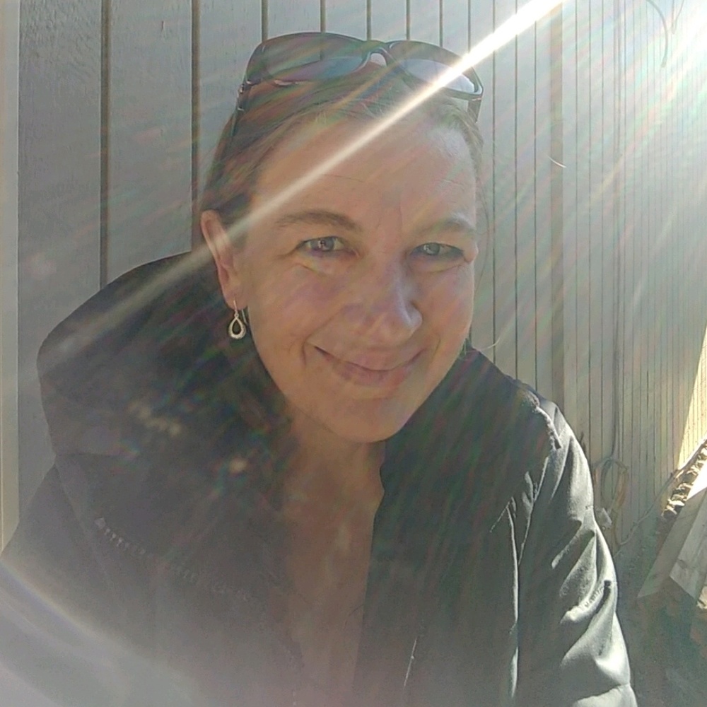 Meet your Posher, Holly