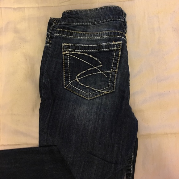 Silver Capris - Picture 2 of 2