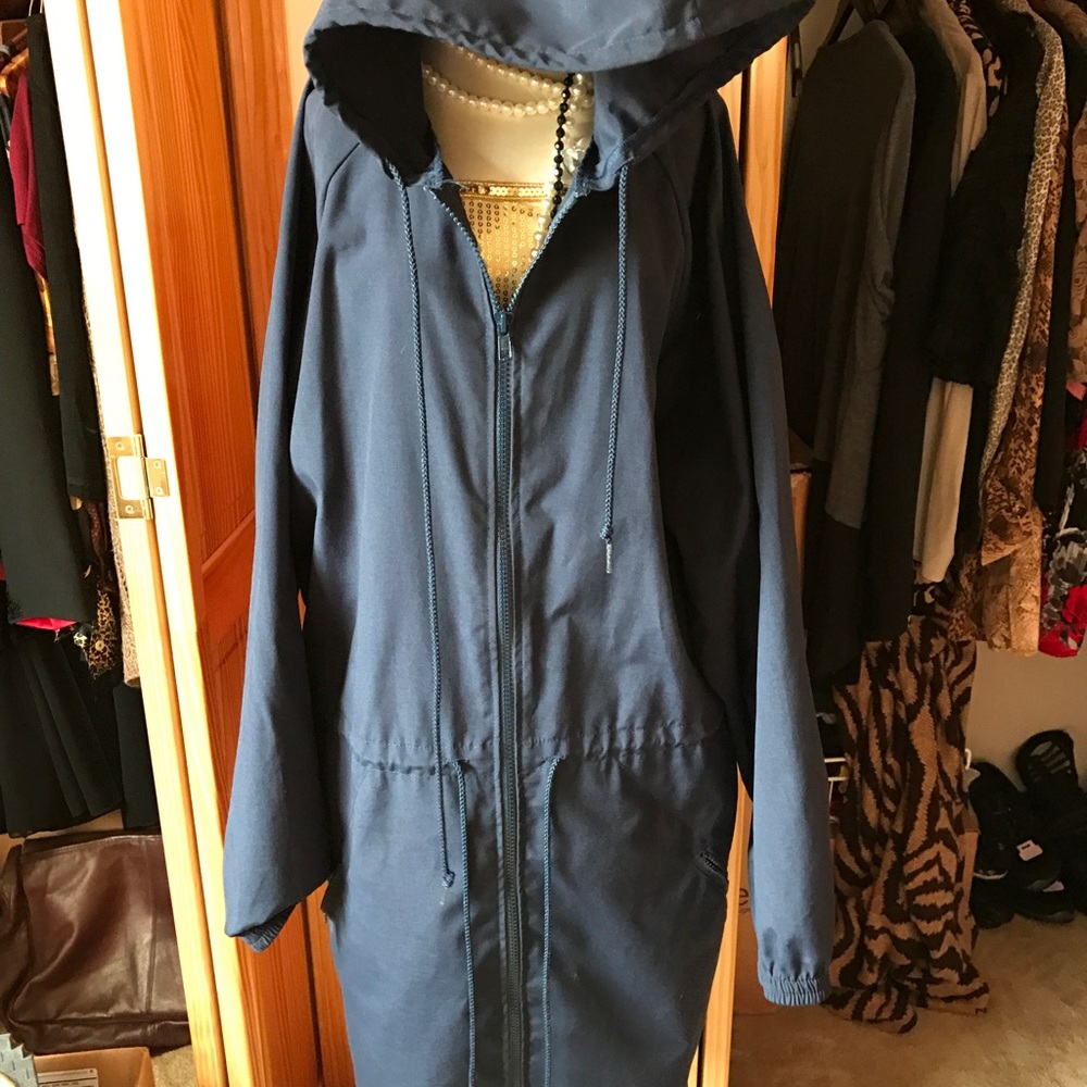 Weekender NAVY light weight jacket