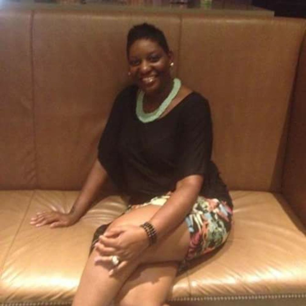 Meet your Posher, Lucinda