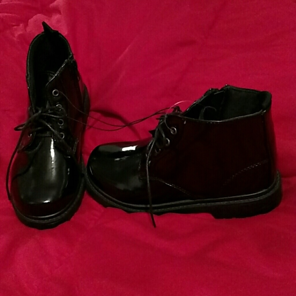 Girl's "Combat" style boots