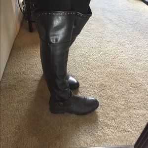 Over the knee, black boots