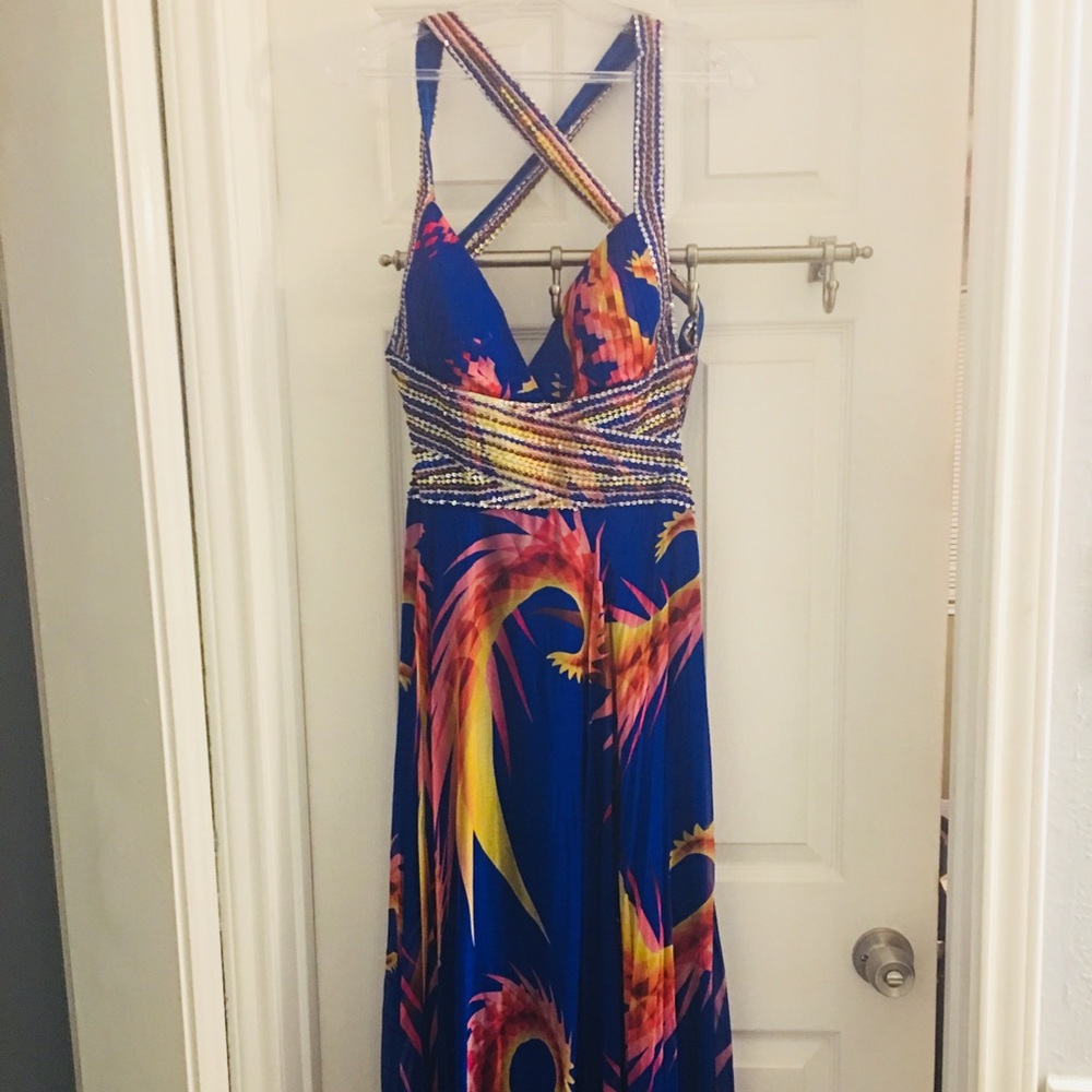Never worn La Femme Printed V-Neck A Line Dress.