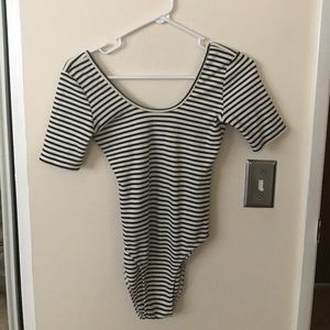 BILLABONG Striped Body suit Medium
