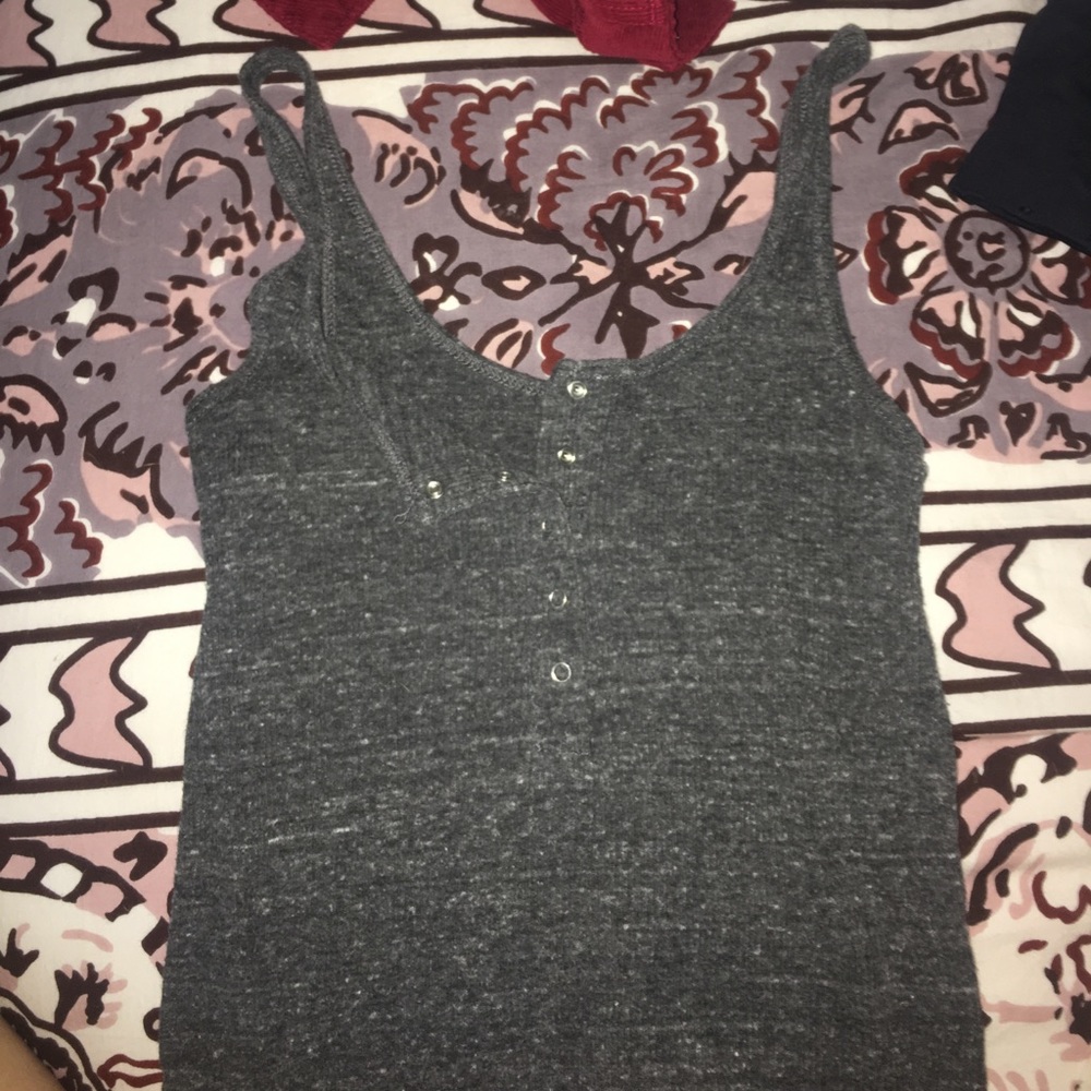 Brandy melville button top