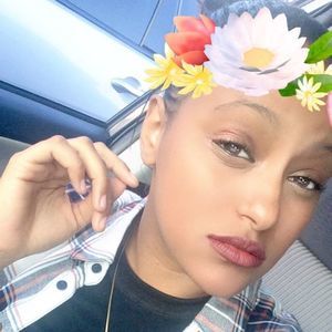 Meet your Posher, Adriana