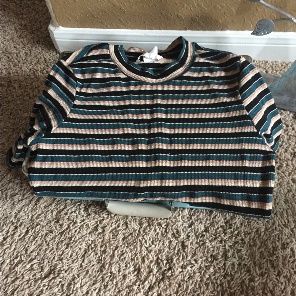 Striped crew neck shirt