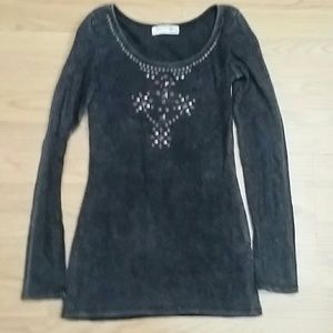 ^^ SOLD ^^  3/$10 Dark Gray Tees Sz M & L