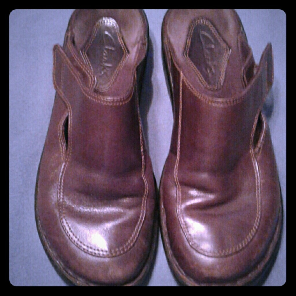 Clarks clogs