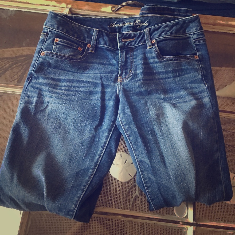American Eagle Favorite Boyfriend Jeans 8 Short