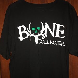 XL bone collector t shirt