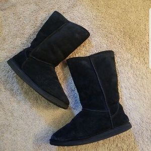 BLACK WINTER BOOTS, SIZE 8