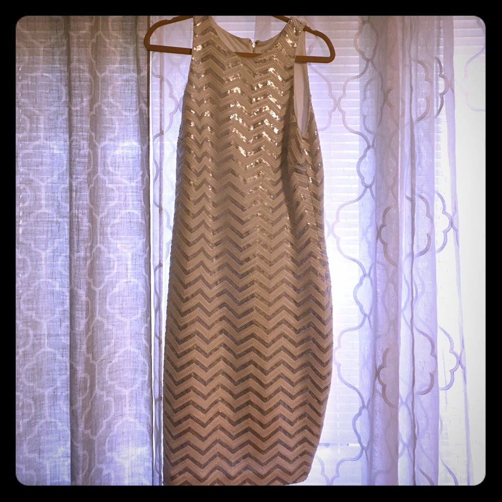 Size XL cache dress