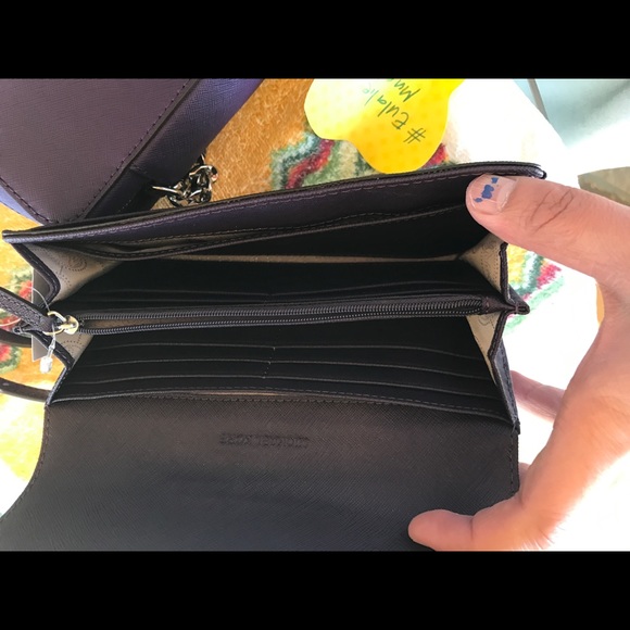 Michael kors wallet - Picture 4 of 4