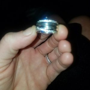 Pandora Entwined ring size 7