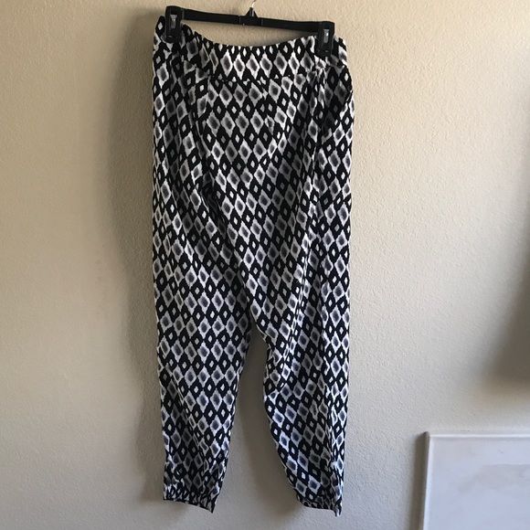 Forever 21 pants - Picture 5 of 6