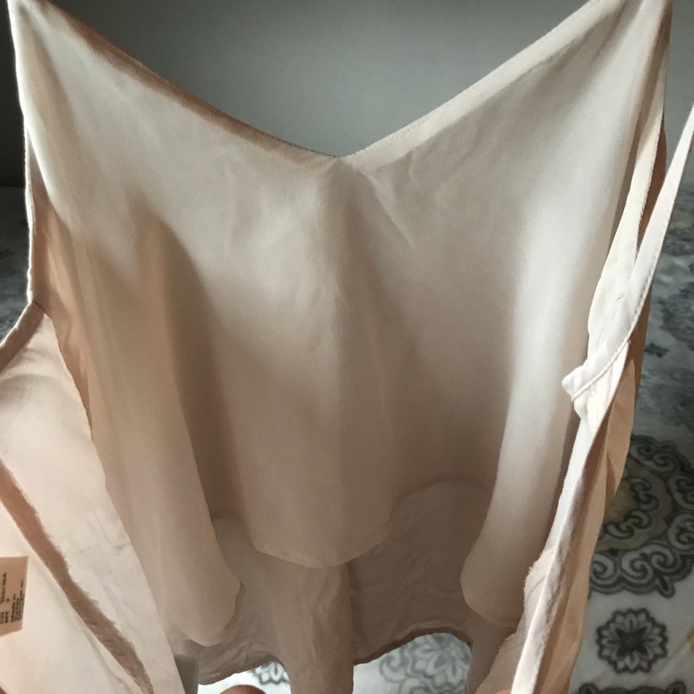 [SOLD] H&M Light Pink Open Back Tank Top - Picture 3 of 4