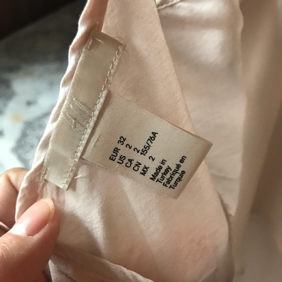 [SOLD] H&M Light Pink Open Back Tank Top - Picture 4 of 4