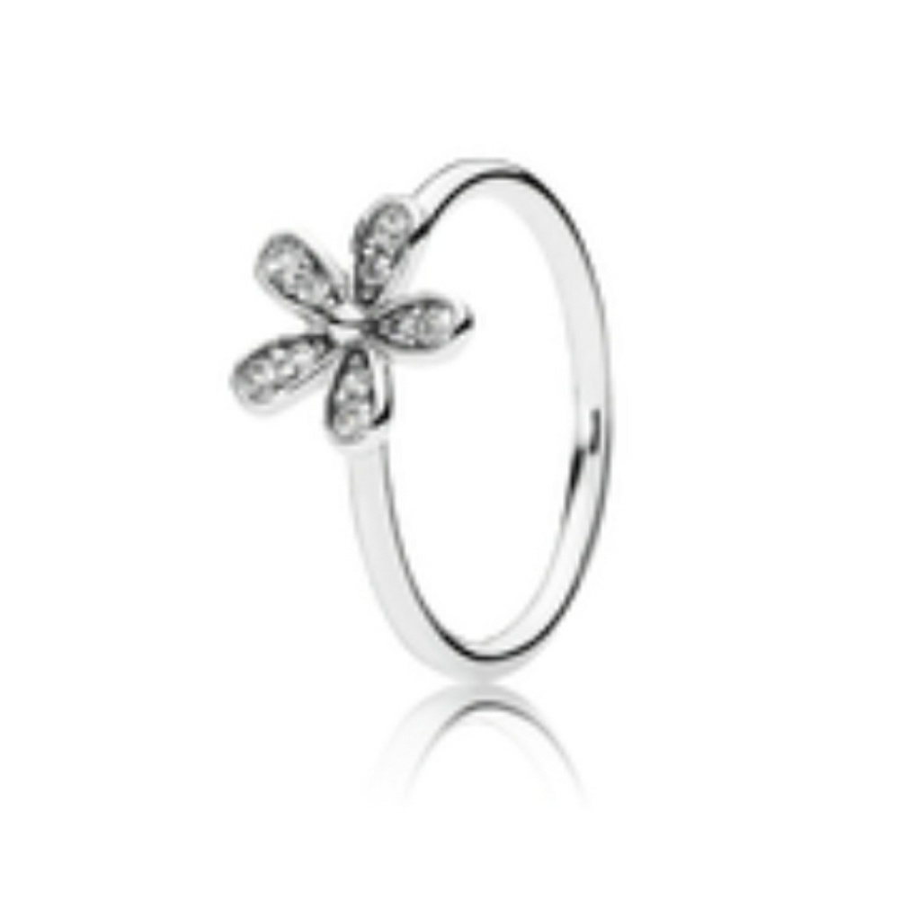 Pandora daisy ring Sz 7