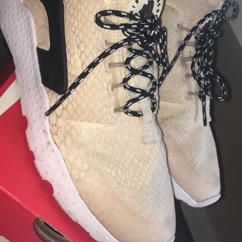 Women’s air huarache run ultra SE