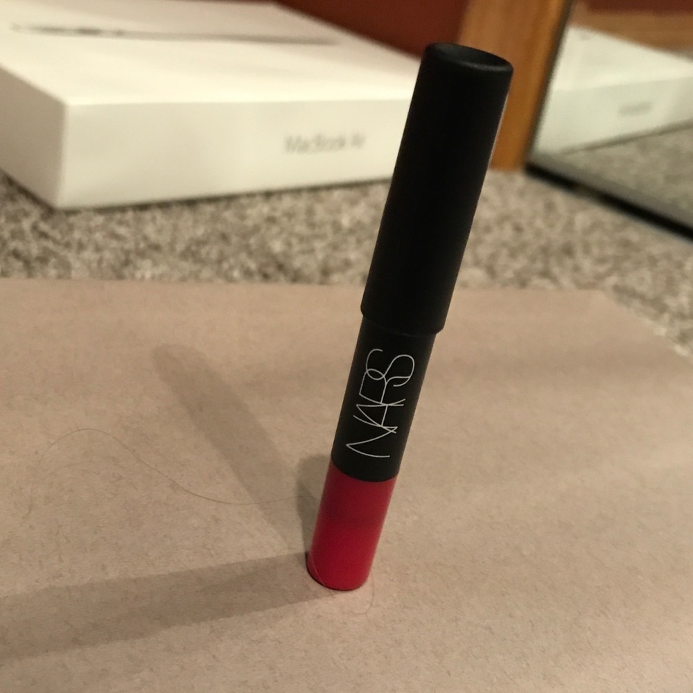 NARS lipstick
