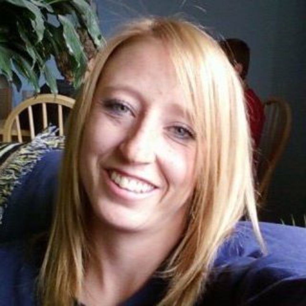 Meet your Posher, Andrea