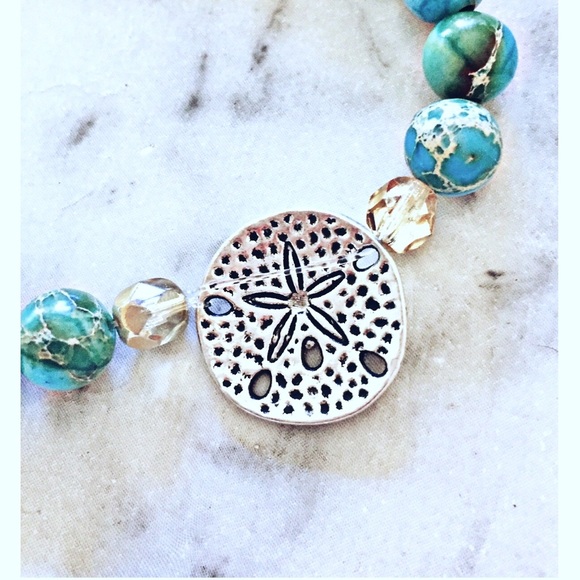 ❗️🚫SOLD❗️Chrysocolla Stones Sand Dollar Bracelet - Picture 2 of 4