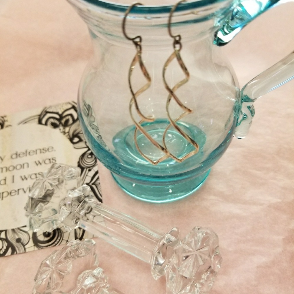 ⚘Delicate Twist Dangle Earrings⚘