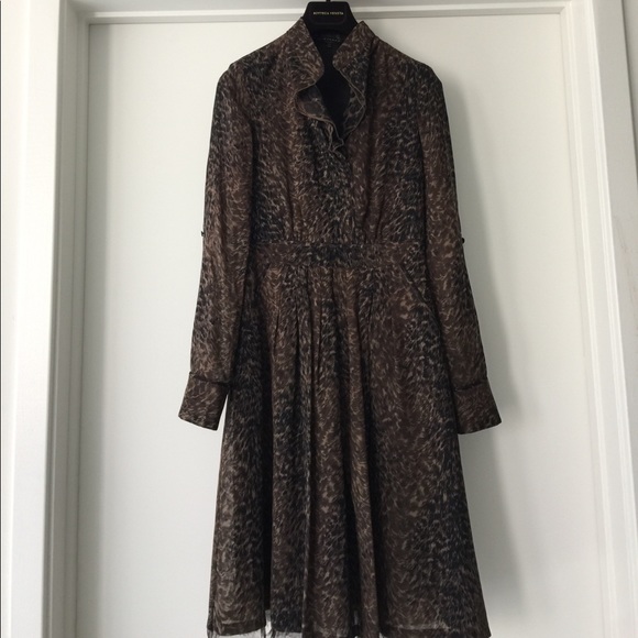 Elie Tahari leopard print ruffle dress - Picture 2 of 8