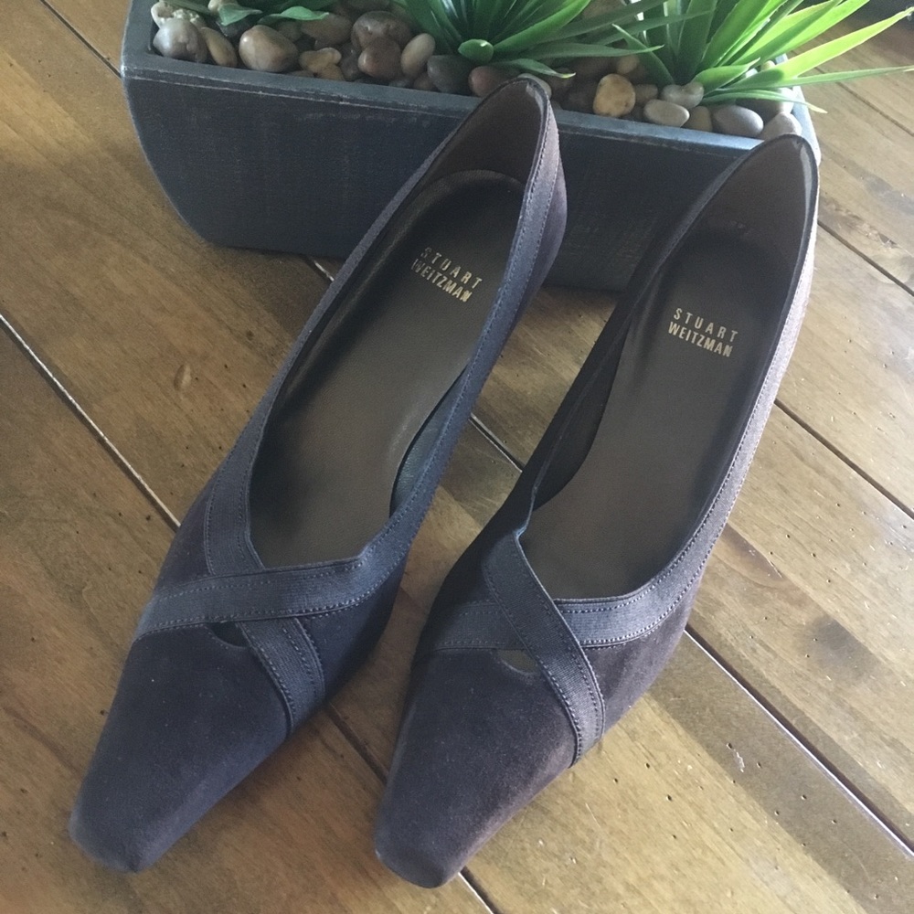 Stuart Weitzman Brown Suede size 9 NWOT