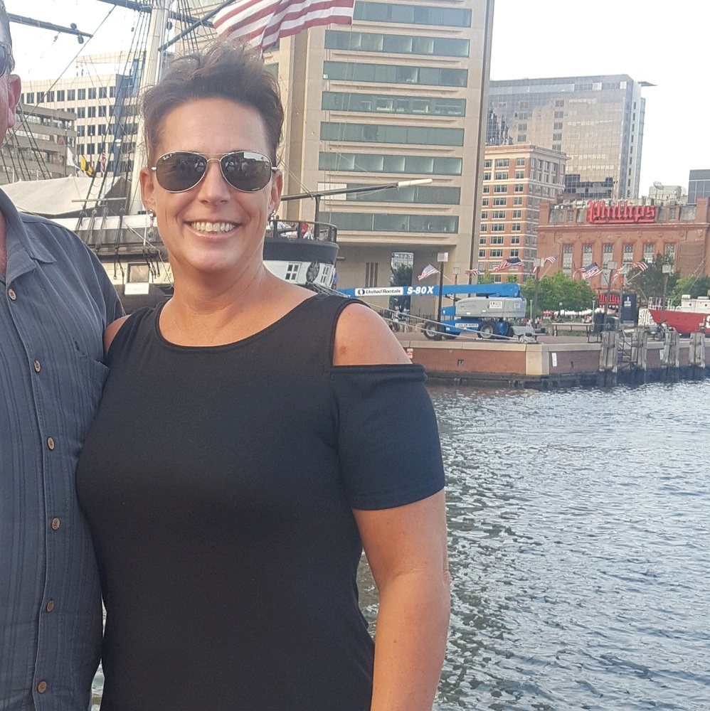 Meet your Posher, Jennifer