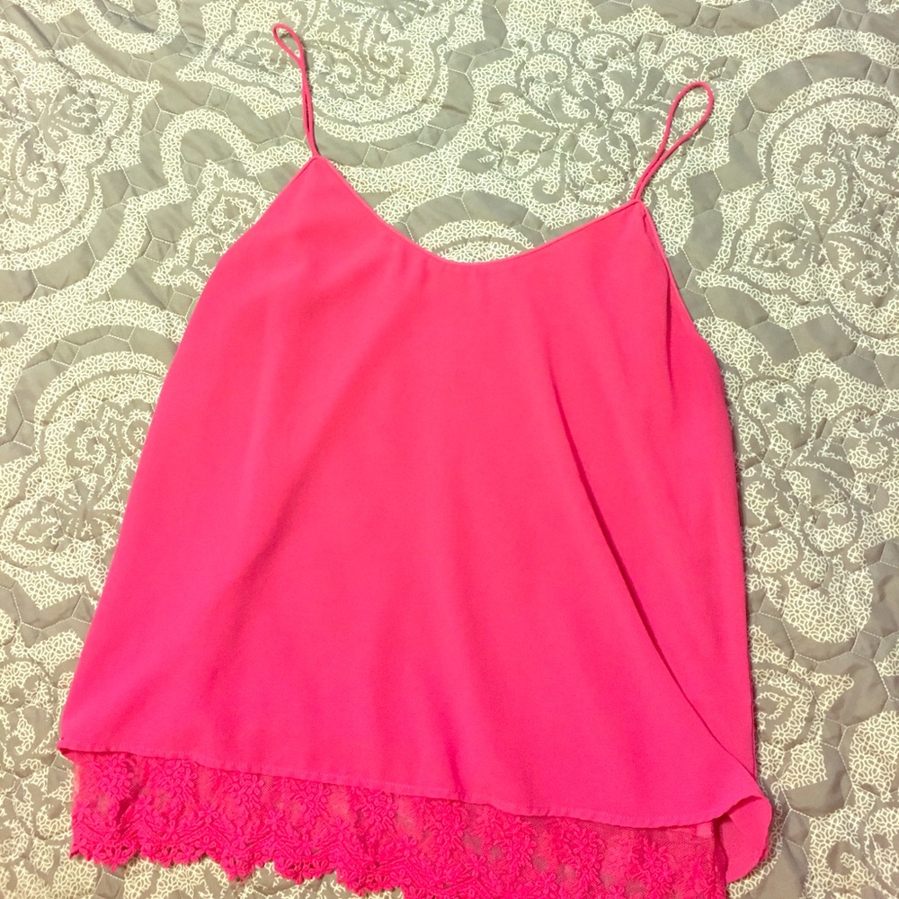 Size L pink tank top