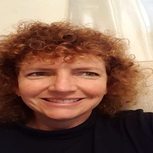 Meet your Posher, Sian