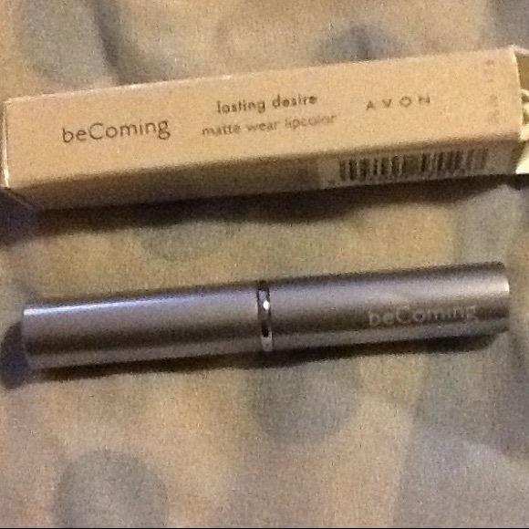 AVON beComing Matte Lipstick color: Deep Plum - Picture 3 of 4