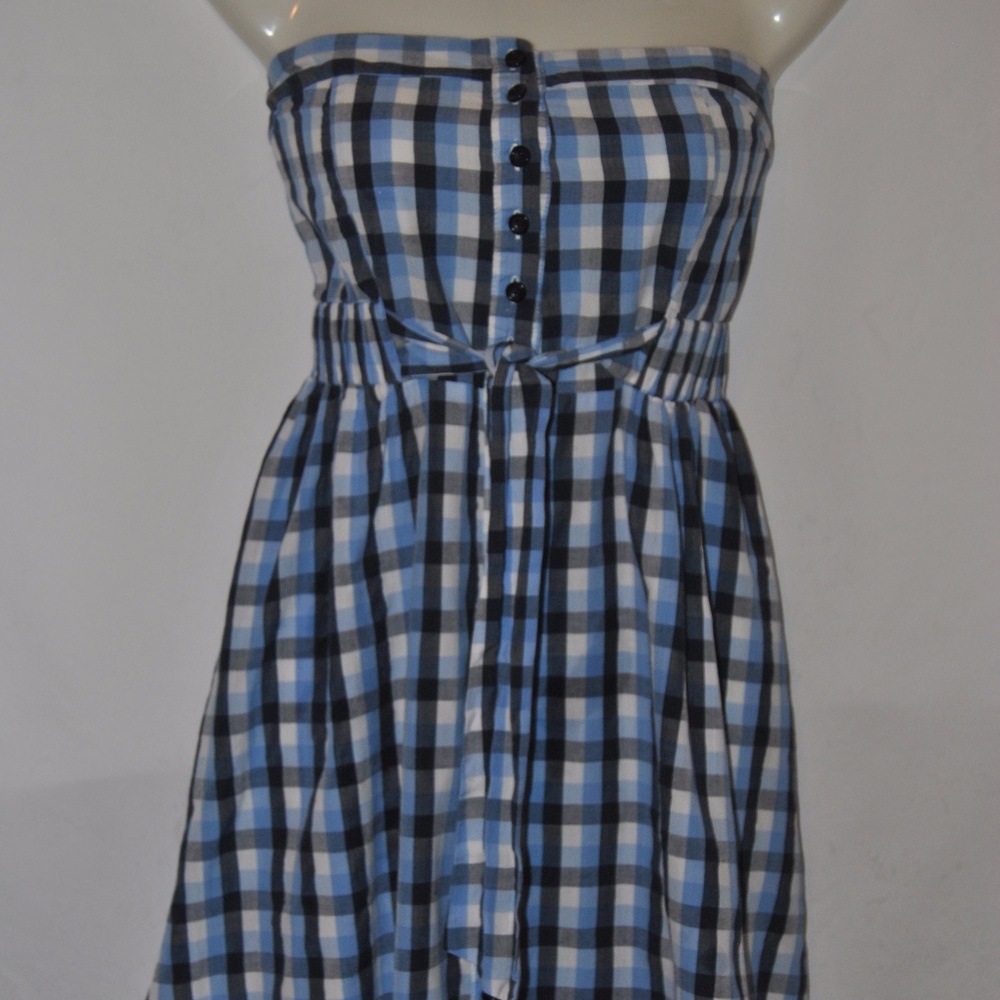 Twenty-one strapless button down dress