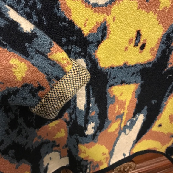 Sweater - Picture 3 of 3