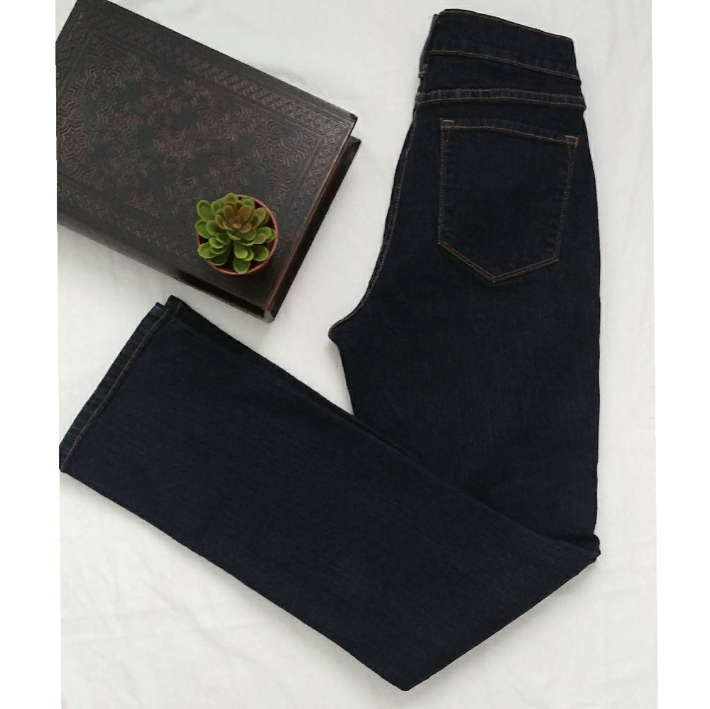 NYDJ straight leg - Picture 2 of 7