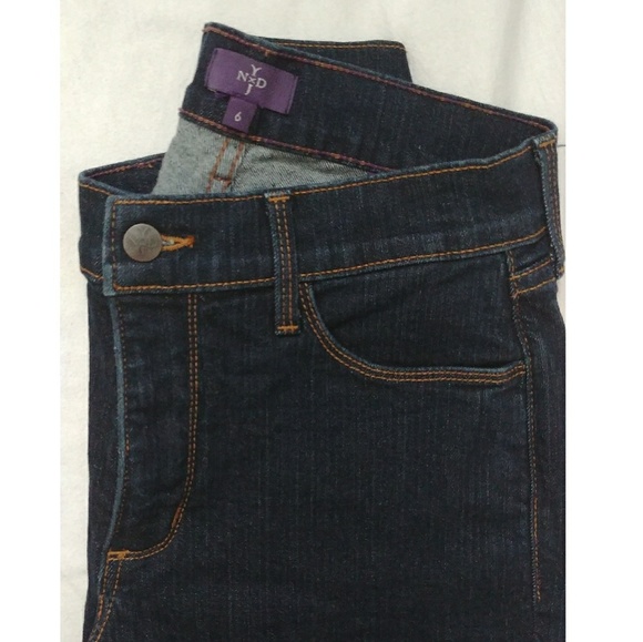 NYDJ straight leg - Picture 3 of 7