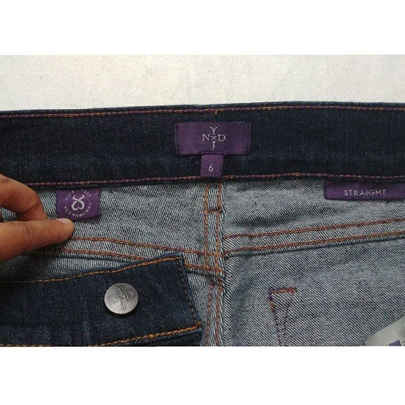 NYDJ straight leg - Picture 5 of 7