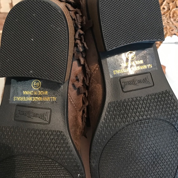 Last pair Size 6 ๐Host pick๐Brown fringe booties - Picture 7 of 7