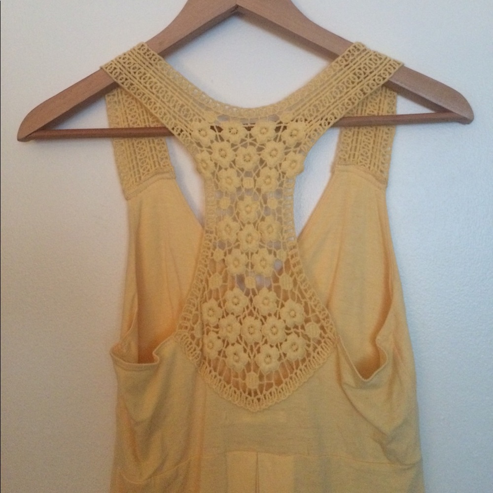 Adorable yellow sundress - Picture 2 of 2